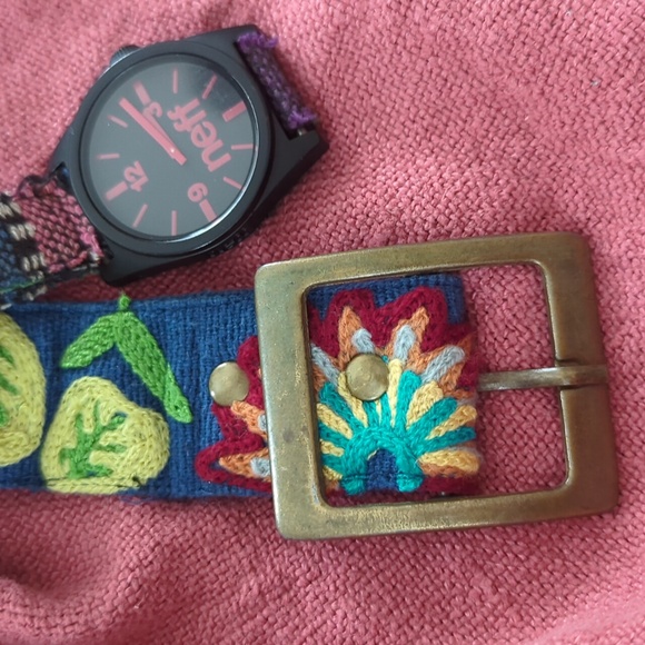 Neff Watch Set - Picture 8 of 16